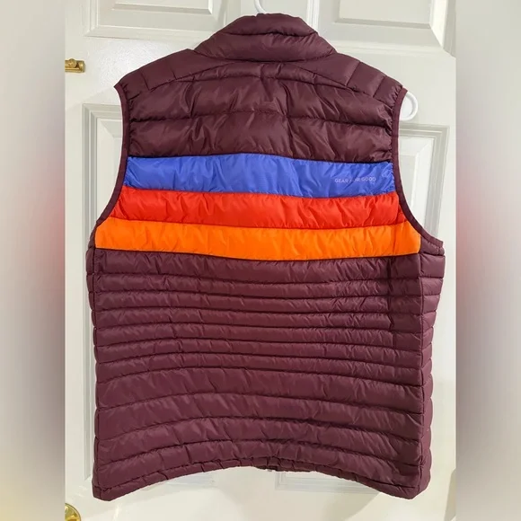 Cotopaxi Puffer Vest - Picture 4 of 4